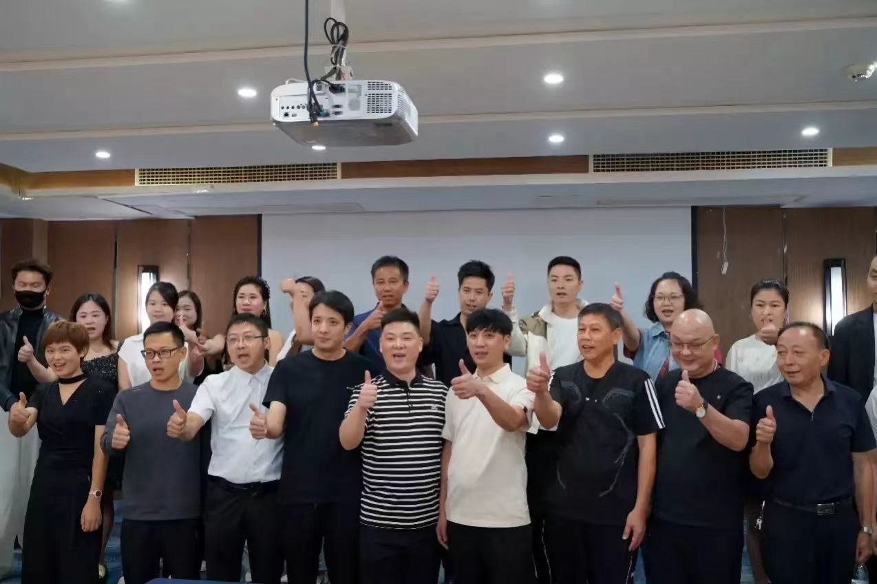 九皋离鸣揭牌启航仪式现场合影
